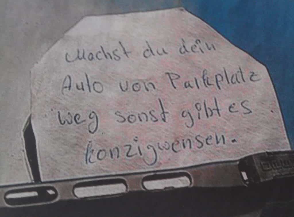 Zettel auf Windschutzscheibe